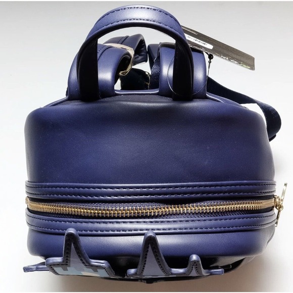 ✅✅ RARE Loungefly Disney Cinderella Coach Castle Mini Backpack Purse NIP Bag - Picture 2 of 12